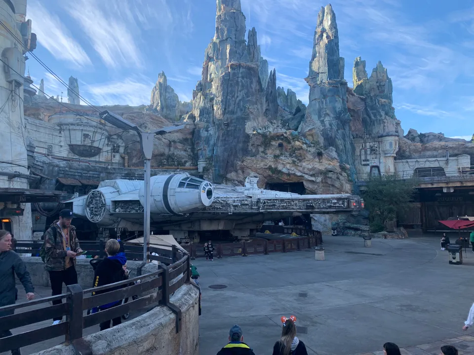 Millennium Falcon and rocky spires at Star Wars Galaxy’s Edge in Disney’s Hollywood Studios