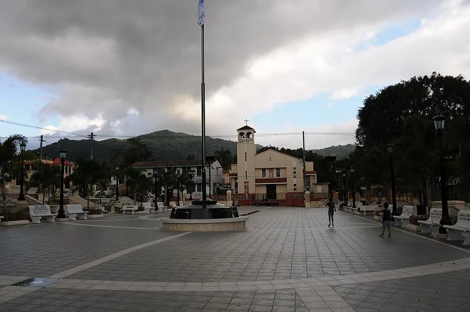 Central square · Adjuntas — Central Square in the town of Adjuntas