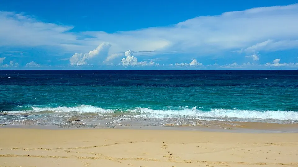Playa Los Tubos · Manatí — Playa Los Tubos, Manatí, Puerto Rico (2019)